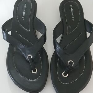 Naturalizer Women's Black Sandals
